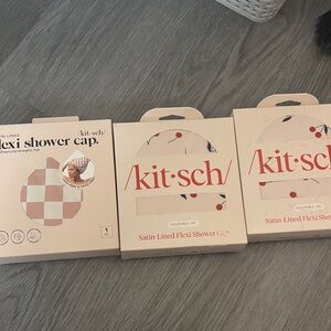 Kitsch Satin-Lined Flexi Shower Cap Set in Cream and Red